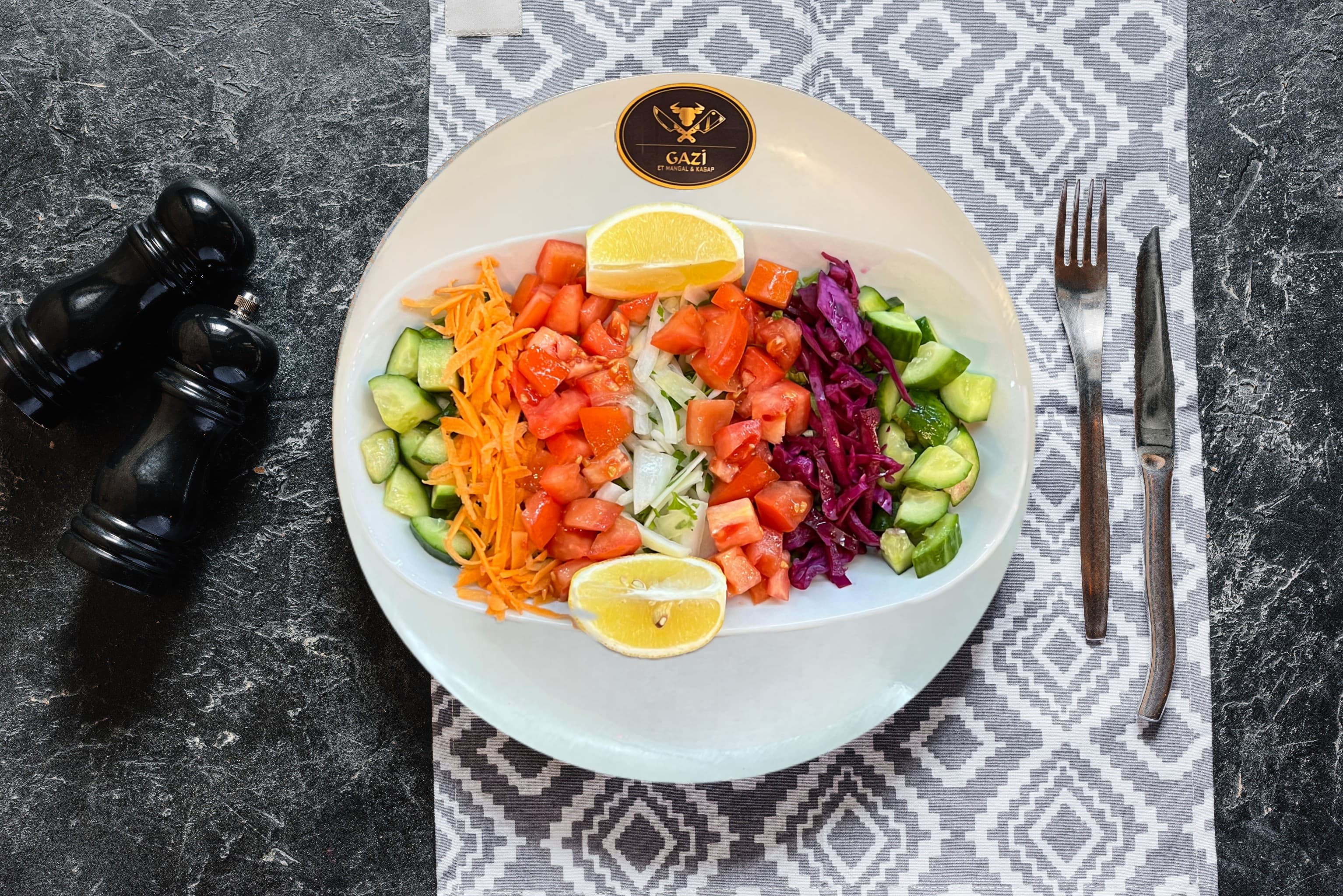 MEVSİM SALATA (4 Kişilik)