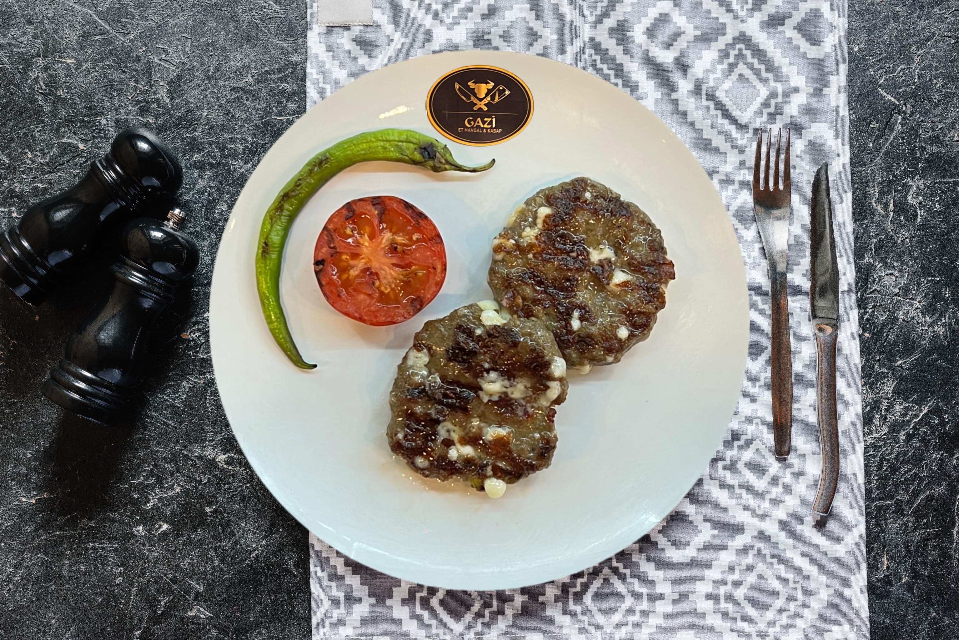 KAŞARLI KÖFTE PORSİYON